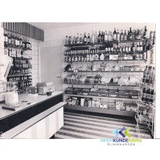 interieur winkel Gerritzen Spijk 09-06-1960 (2)